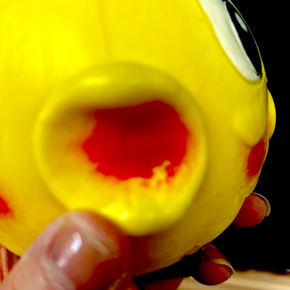 Vintage Kitsch  anthropomorphic plastic goldfish  chiming bath toy - Picture 6 of 8